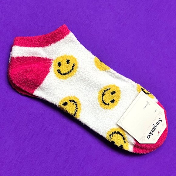 Fuzzy Smiley Face Footie Slipper Socks - Picture 4 of 6